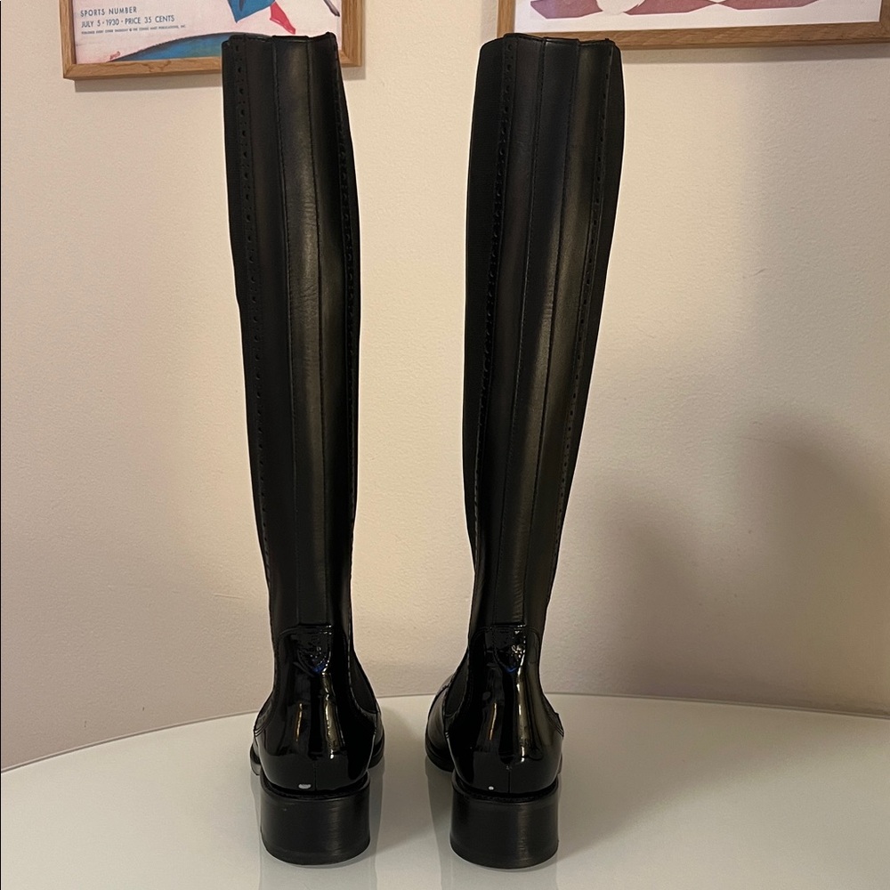 Sleek Black Knee Women's Boots - Picture 7 of 10